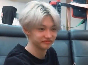 Meet your Posher, Kaidence